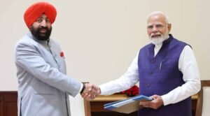 Pm-governor-.jpg