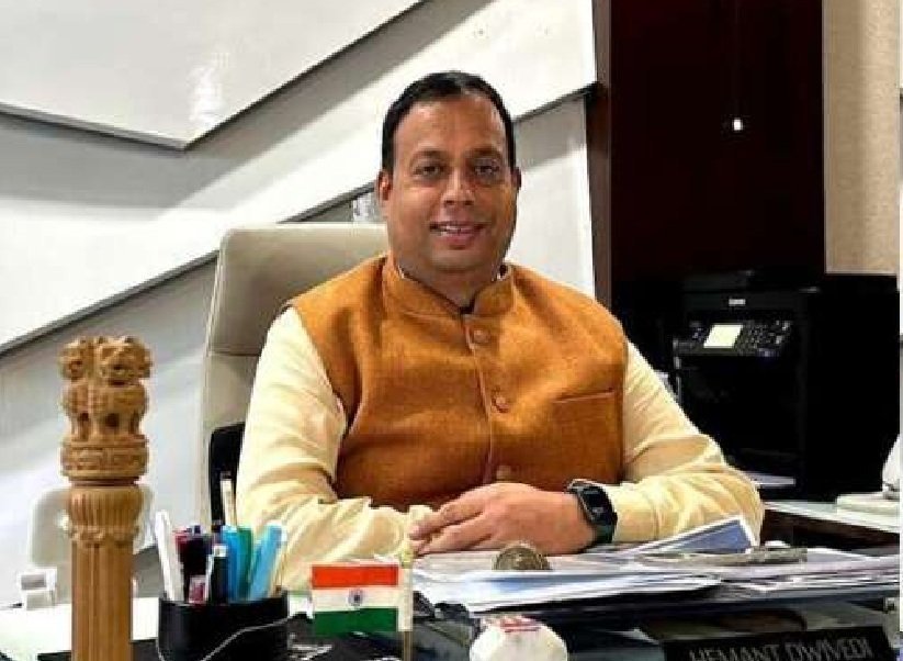 1756555298_hemant-dwivedi.jpg